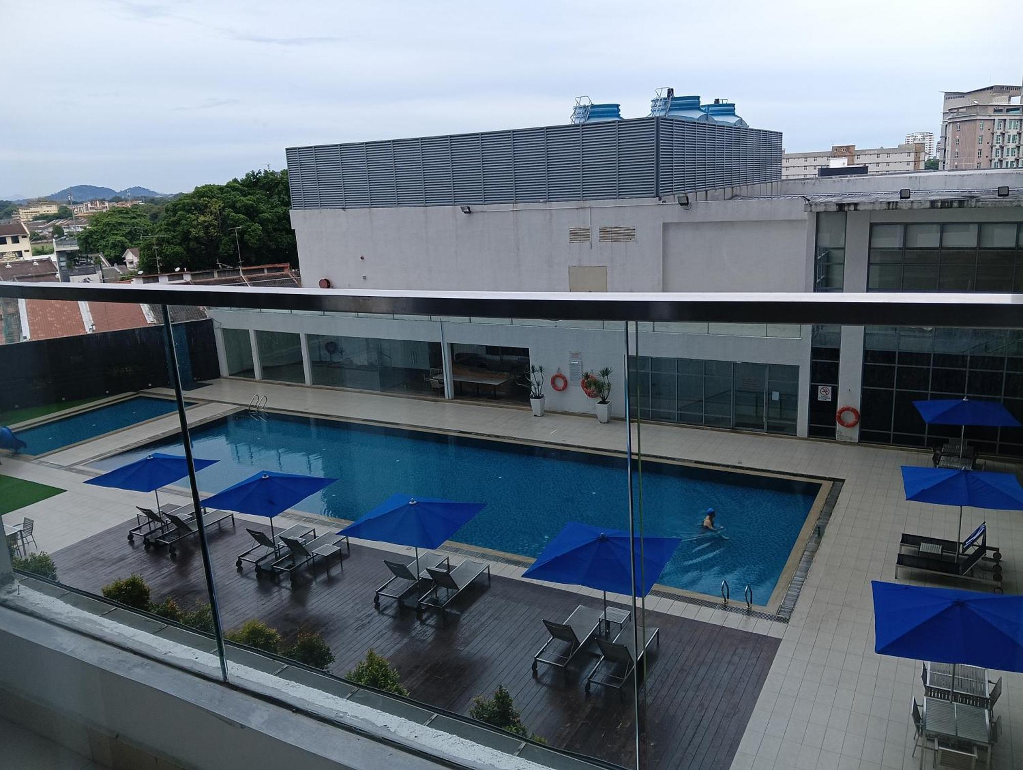 The Straits Suites By Ciconia Melaka Zewnętrze zdjęcie