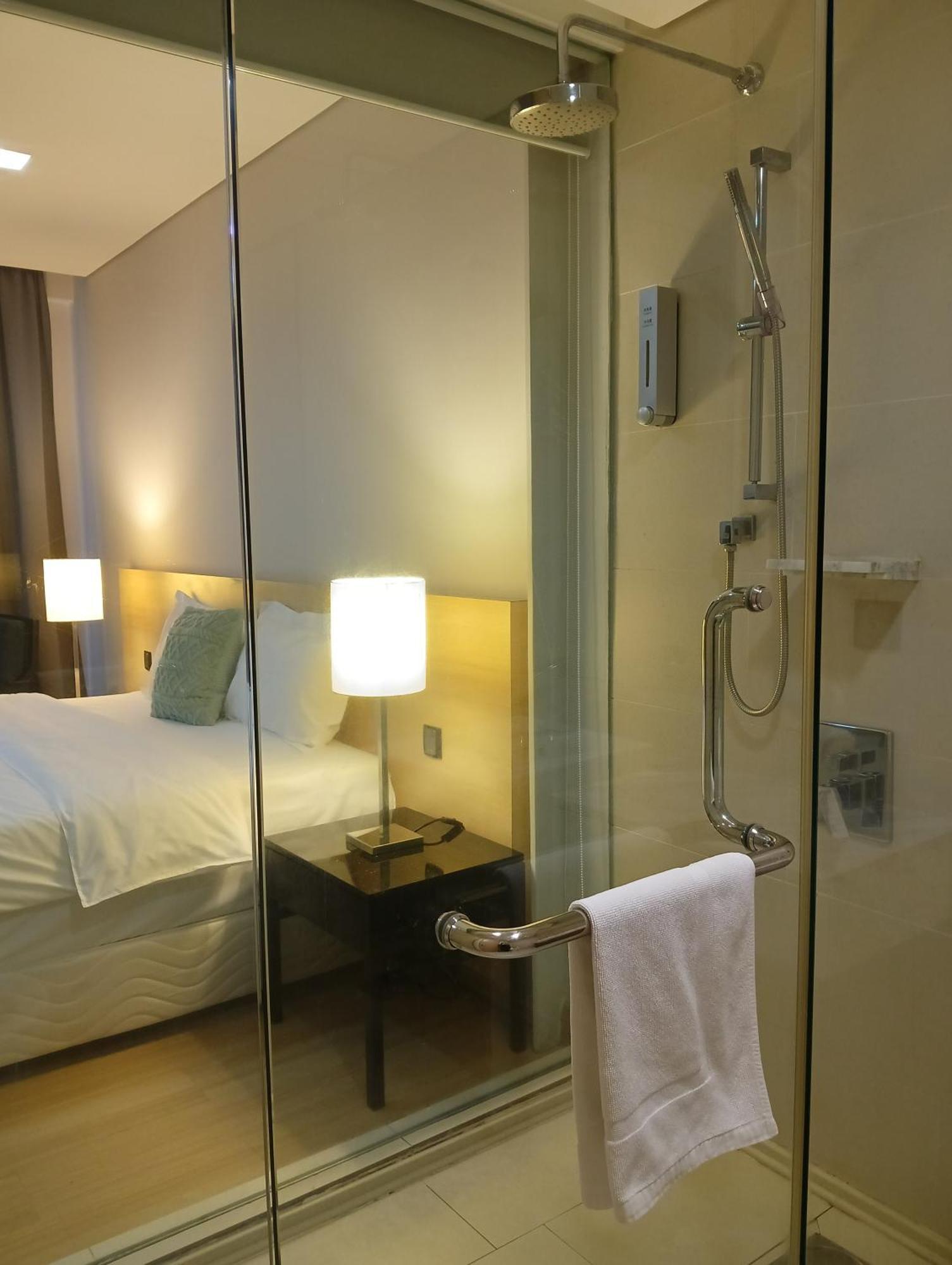 The Straits Suites By Ciconia Melaka Zewnętrze zdjęcie
