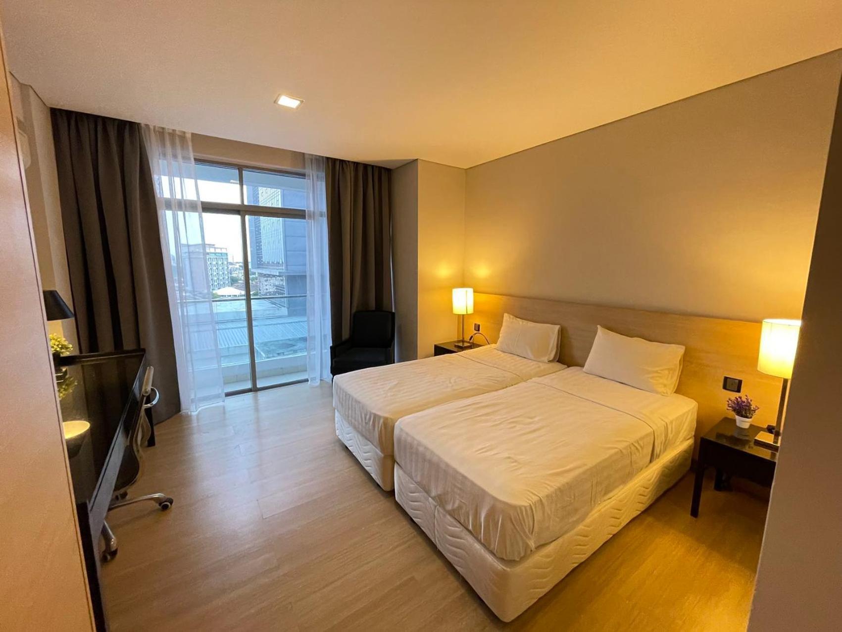 The Straits Suites By Ciconia Melaka Zewnętrze zdjęcie